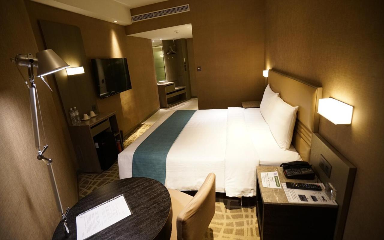 Hotel Midtown Richardson Taipeh Exterior foto